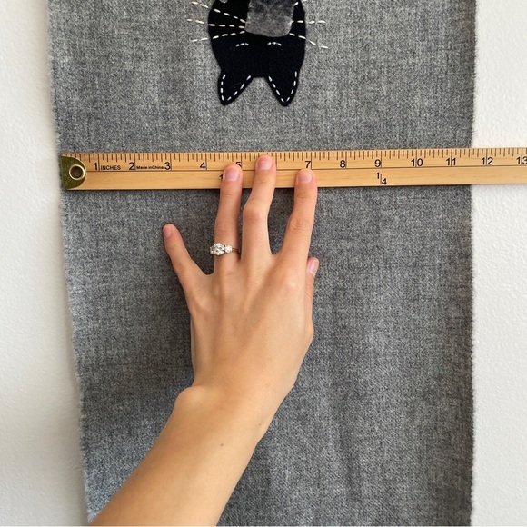 Tait and Style 3D wool cat lady scarf fringe cute fun teacher winter warm cozy - Picture 9 of 16